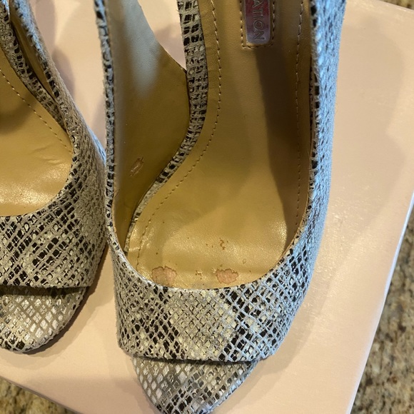 BCBGeneration Heels - Picture 3 of 9